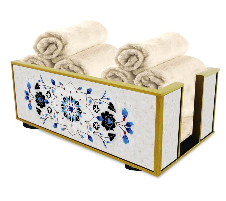 Bath organization - Blue flowers on white marble background